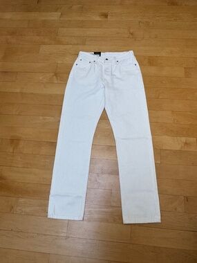 NWT Levi's White Denim Jeans Sz. 29-32